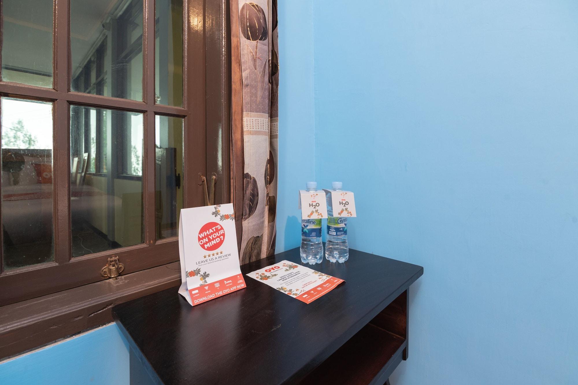 Oyo 1852 Intan Bromo Homestay Pasuruan Exteriör bild